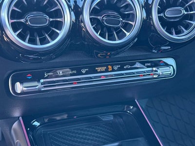 2025 Mercedes-Benz GLB GLB 250