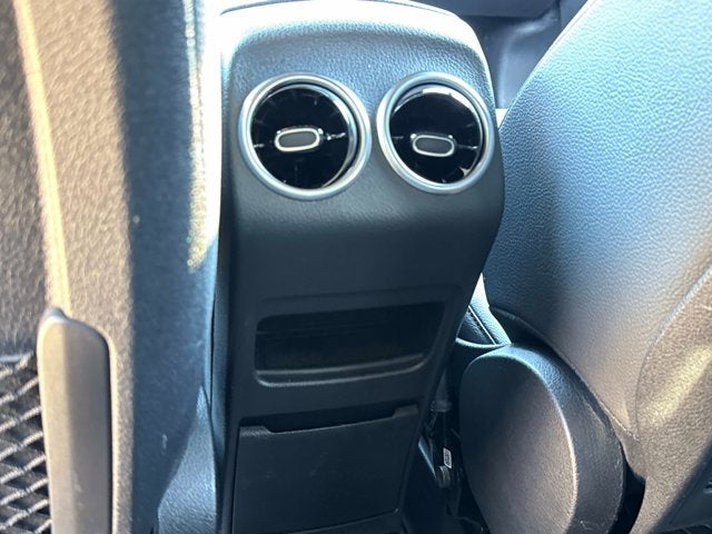 2025 Mercedes-Benz GLB GLB 250