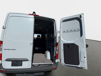 2024 Mercedes-Benz Sprinter Cargo Van Cargo 144 WB
