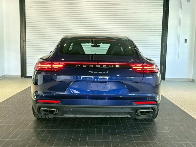 2020 Porsche Panamera 4