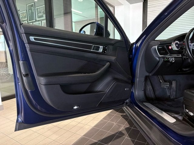 2020 Porsche Panamera 4