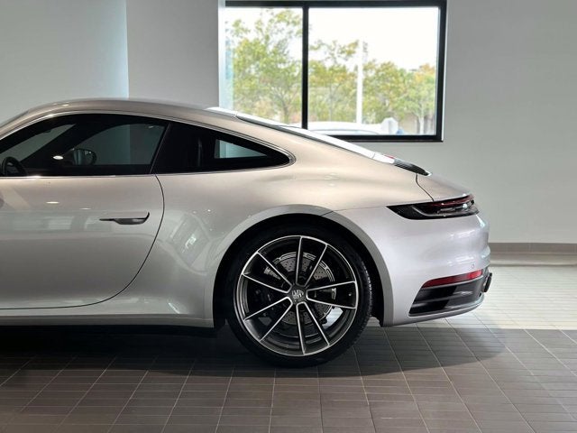2024 Porsche 911 Carrera