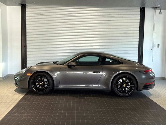 2020 Porsche 911 Carrera