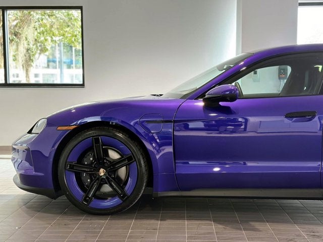 2025 Porsche Taycan 4