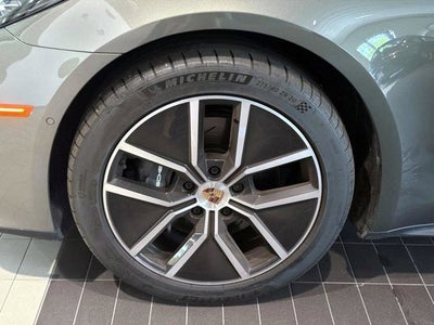 2025 Porsche Panamera Base