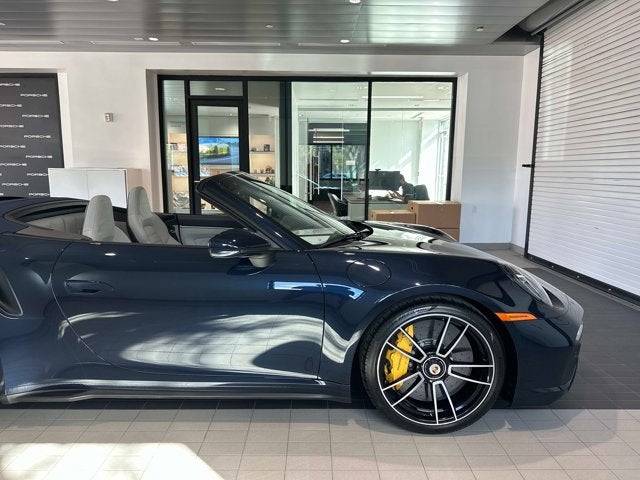 2022 Porsche 911 Turbo S