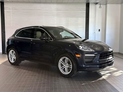 2022 Porsche Macan Base