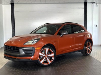 2025 Porsche Macan T