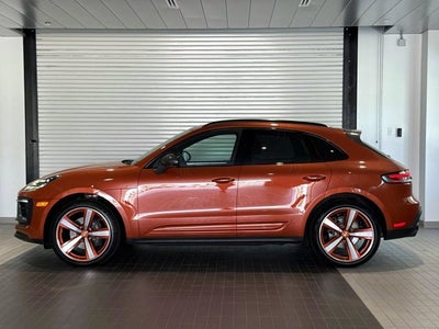 2025 Porsche Macan T