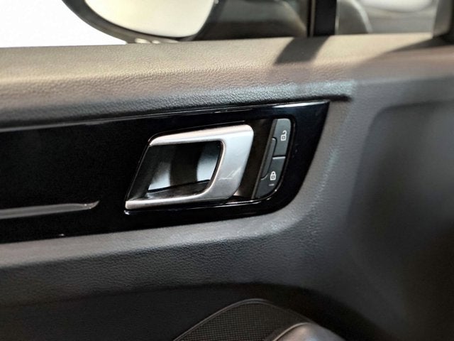 2022 Porsche Cayenne Base