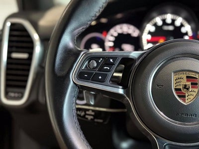 2022 Porsche Cayenne Base