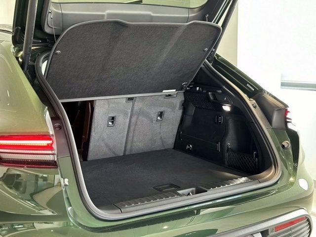 2024 Porsche Macan Electric 4