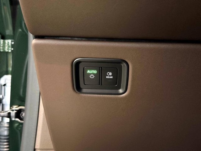 2024 Porsche Macan Electric 4