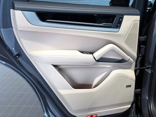 2025 Porsche Cayenne E-Hybrid
