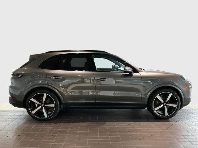 2025 Porsche Cayenne E-Hybrid