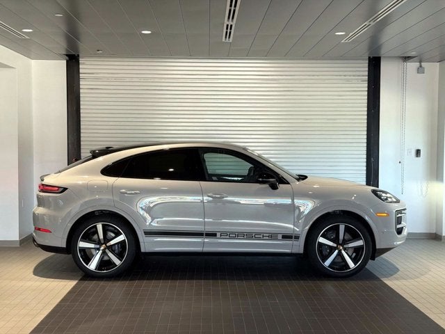 2025 Porsche Cayenne Base