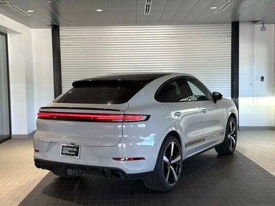 2025 Porsche Cayenne Base