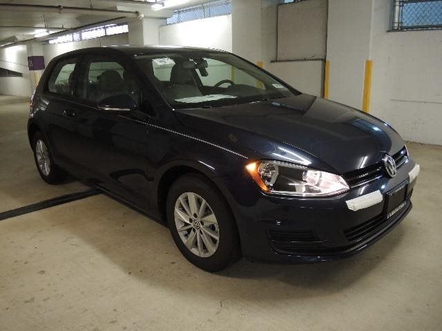 Red 2016 Volkswagen Golf 1.8T S