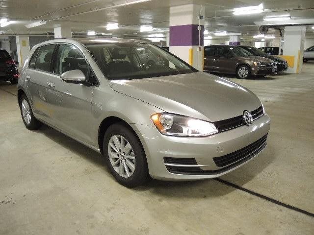 2016 Volkswagen Golf 1.8T SEL