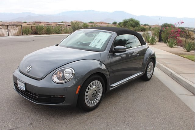 Red 2016 Volkswagen Beetle 1.8T SE